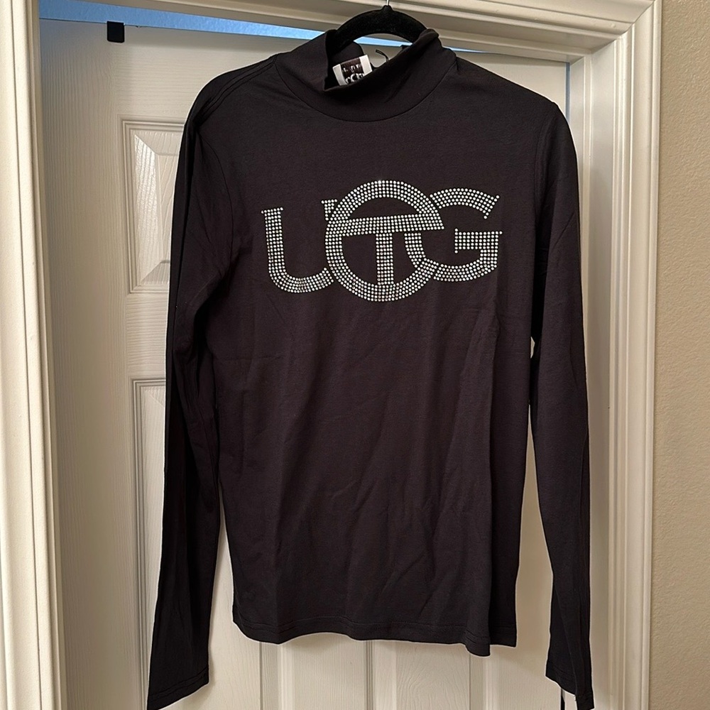 Brand New Ugg x Telfar Black Long Sleeve Mockneck!!!